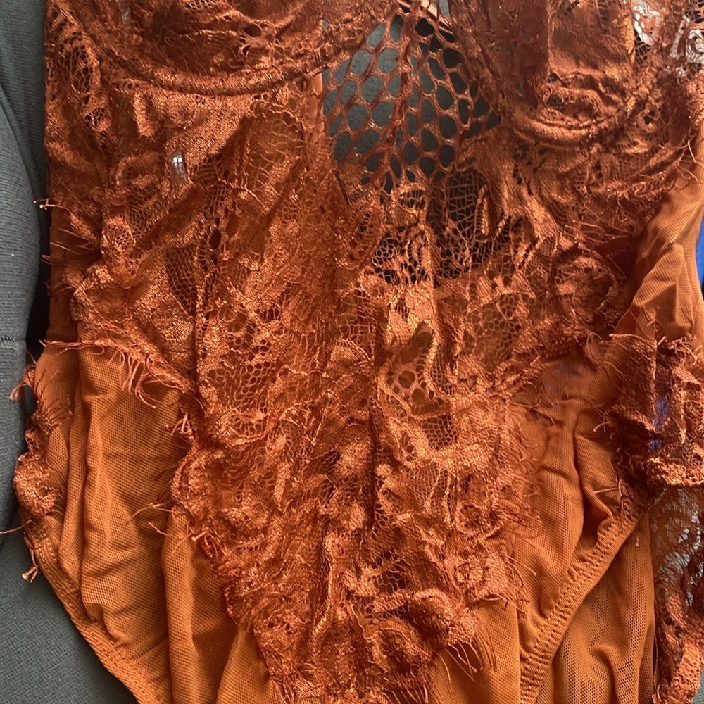JLUXLABEL Rust Lace Bodysuit - Picture 9 of 11